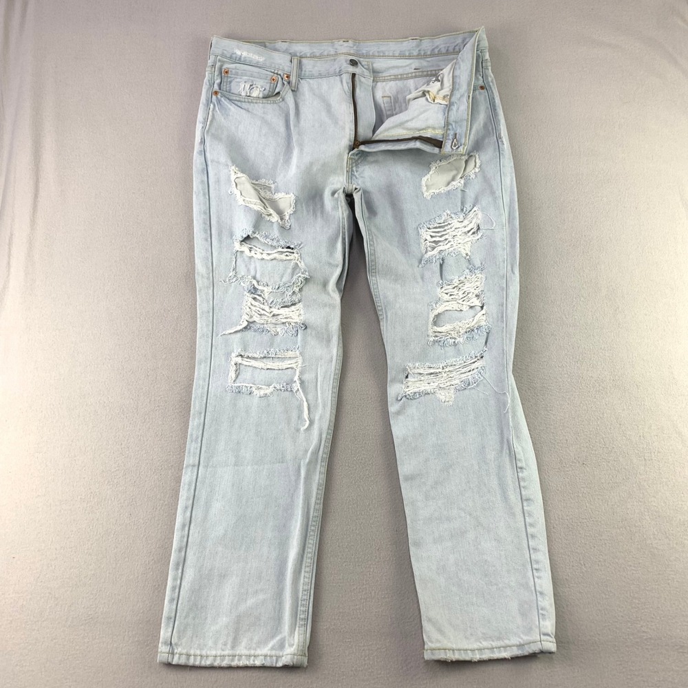 Levi's 501 Original Fit Jeans Mens 40x30 Light Wash Distressed Cotton Denim